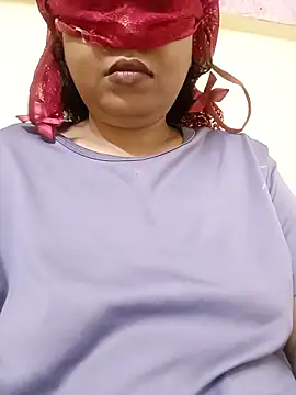 Snapshot of sunita-doll chatting on 06/17/26, 11:12 sunita-doll online show from 06/17/26, 11:12