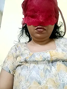 Snapshot of sunita-doll chatting on 06/18/26, 08:03 sunita-doll online show from 06/18/26, 08:03
