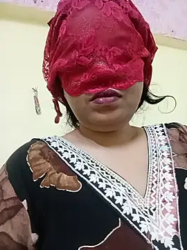 Snapshot of sunita-doll chatting on 06/22/26, 09:50 sunita-doll online show from 06/22/26, 09:50
