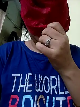 Snapshot of sunita-doll chatting on 07/01/26, 07:43 sunita-doll online show from 07/01/26, 07:43
