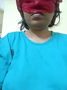 Snapshot of sunita-doll chatting on 07/02/26, 10:43 sunita-doll online show from 07/02/26, 10:43