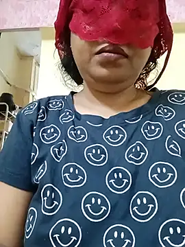 Snapshot of sunita-doll chatting on 07/03/26, 07:26 sunita-doll online show from 07/03/26, 07:26