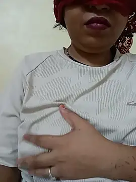 Snapshot of sunita-doll chatting on 07/29/26, 07:06 sunita-doll online show from 07/29/26, 07:06