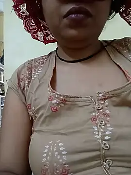 Snapshot of sunita-doll chatting on 08/03/26, 09:04 sunita-doll online show from 08/03/26, 09:04