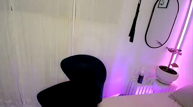 AaliyahLaylah online show from 12/15/24, 06:29