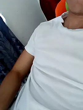 Snapshot of AlexP457 chatting on 12/15/24, 10:15 AlexP457 online show from 12/15/24, 10:15