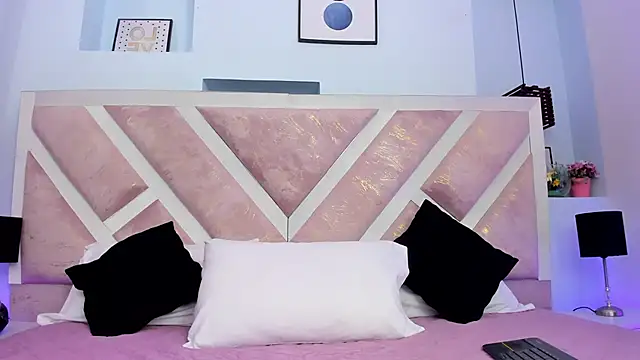 hotmature1 online show from 03/15/26, 11:05