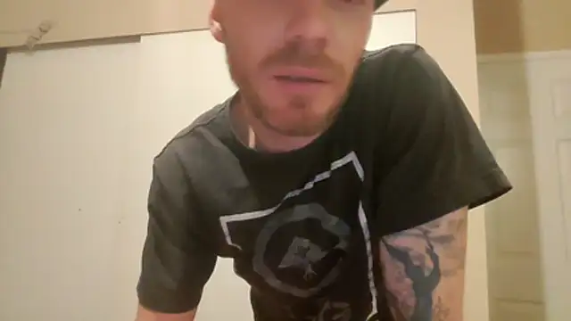 Huntzg23 online show from 02/03/26, 06:22