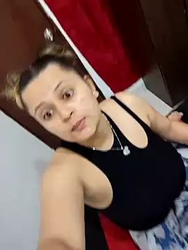 Snapshot of Miss_balloonsmila chatting on 12/30/24, 09:29 Miss balloonsmila online show from 12/30/24, 09:29