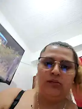 Snapshot of Miss_balloonsmila chatting on 01/10/25, 09:20 Miss balloonsmila online show from 01/10/25, 09:20