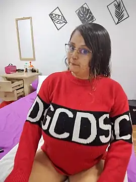 Snapshot of Miss_balloonsmila chatting on 02/17/25, 10:25 Miss balloonsmila online show from 02/17/25, 10:25