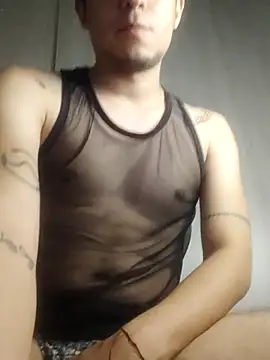 Snapshot of GamerQuinn chatting on 12/21/24, 10:50 GamerQuinn online show from 12/21/24, 10:50