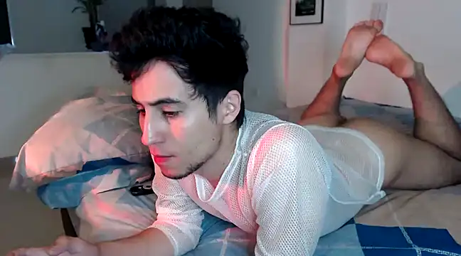 Snapshot of GamerQuinn chatting on 01/23/25, 01:24 GamerQuinn online show from 01/23/25, 01:24