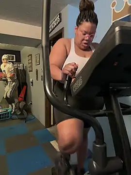 InterRacialFacial7296 online show from 04/21/26, 10:10