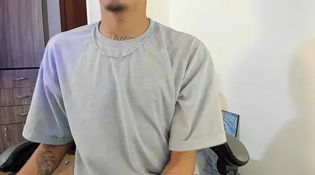 twink latino5 online show from 03/16/25, 10:42