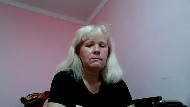 Snapshot of sakura_blonde chatting on 01/11/25, 09:57 sakura blonde online show from 01/11/25, 09:57