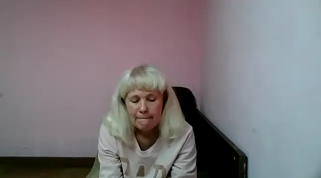 Snapshot of sakura_blonde chatting on 02/06/25, 08:45 sakura blonde online show from 02/06/25, 08:45