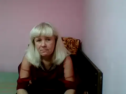 Snapshot of sakura_blonde chatting on 02/23/25, 11:33 sakura blonde online show from 02/23/25, 11:33