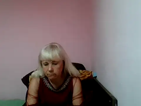 Snapshot of sakura_blonde chatting on 03/11/25, 05:02 sakura blonde online show from 03/11/25, 05:02