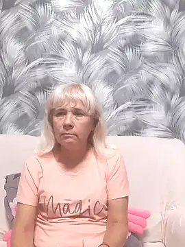 Snapshot of sakura_blonde chatting on 10/01/25, 05:46 sakura blonde online show from 10/01/25, 05:46