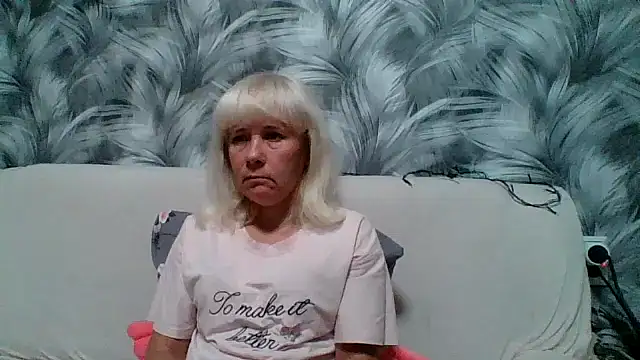 Snapshot of sakura_blonde chatting on 10/04/25, 05:05 sakura blonde online show from 10/04/25, 05:05