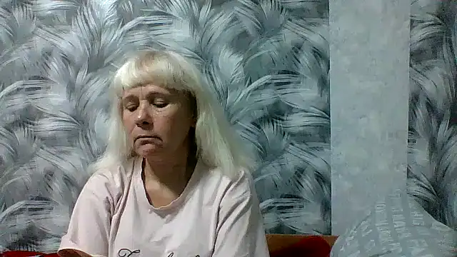 Snapshot of sakura_blonde chatting on 10/05/25, 07:45 sakura blonde online show from 10/05/25, 07:45