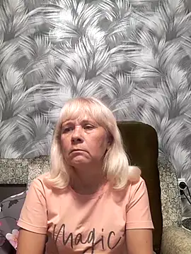 Snapshot of sakura_blonde chatting on 10/14/25, 08:59 sakura blonde online show from 10/14/25, 08:59