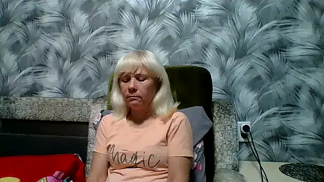 sakura blonde online show from 11/06/25, 05:08