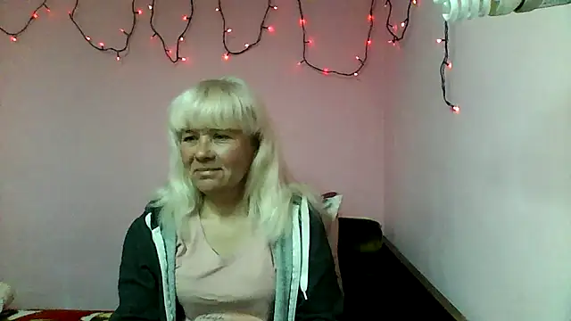 sakura blonde online show from 03/12/26, 10:16