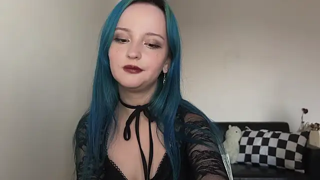 bumble bee online show from 12/18/24, 10:40