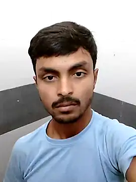 Snapshot of Suraj223kumar chatting on 09/09/25, 09:42 Suraj223kumar online show from 09/09/25, 09:42