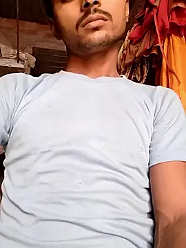 Snapshot of Suraj223kumar chatting on 09/23/25, 01:41 Suraj223kumar online show from 09/23/25, 01:41