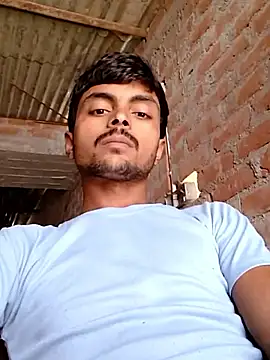 Snapshot of Suraj223kumar chatting on 10/01/25, 04:40 Suraj223kumar online show from 10/01/25, 04:40