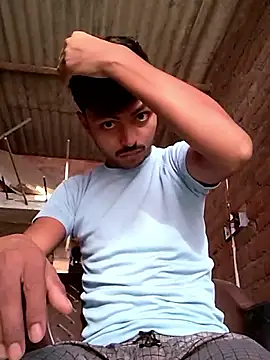 Snapshot of Suraj223kumar chatting on 10/10/25, 01:04 Suraj223kumar online show from 10/10/25, 01:04