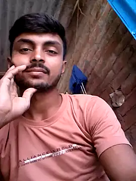 Snapshot of Suraj223kumar chatting on 10/21/25, 10:27 Suraj223kumar online show from 10/21/25, 10:27