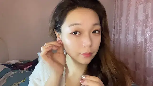 Z30966903S online show from 02/12/25, 10:14