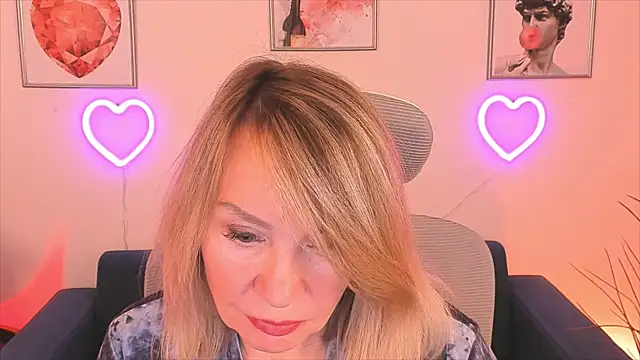 RosalindaFortuna online show from 12/26/24, 11:32