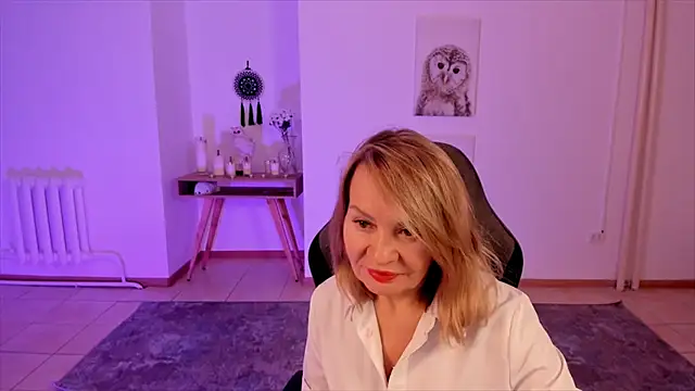 RosalindaFortuna online show from 01/15/25, 02:13