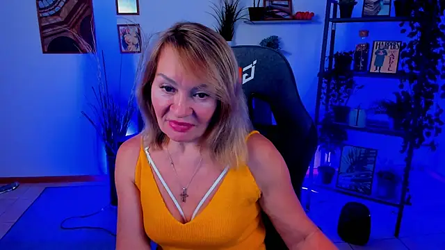 RosalindaFortuna online show from 01/17/25, 10:44