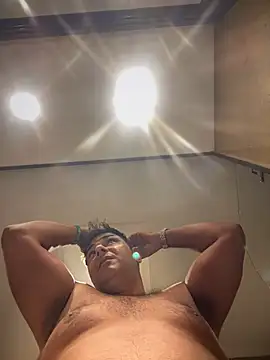 SecretlyDD online show from 02/28/25, 05:59