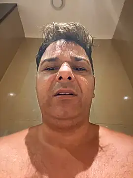 SecretlyDD online show from 03/08/25, 04:34