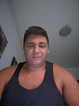 SecretlyDD online show from 03/19/25, 04:45