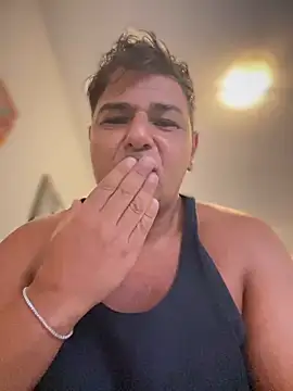 SecretlyDD online show from 09/16/25, 06:36