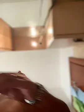 SecretlyDD online show from 10/09/25, 08:23