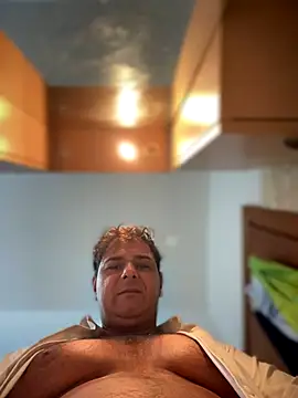 SecretlyDD online show from 10/15/25, 08:14