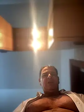 SecretlyDD online show from 11/17/25, 09:26