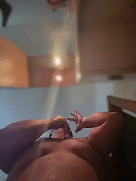 SecretlyDD online show from 02/02/26, 09:41