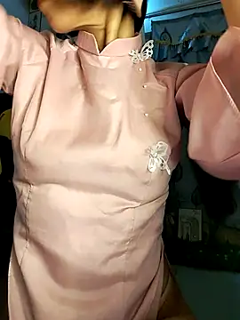 Lucy limon online show from 10/05/25, 07:28