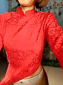 Lucy limon online show from 10/20/25, 10:10