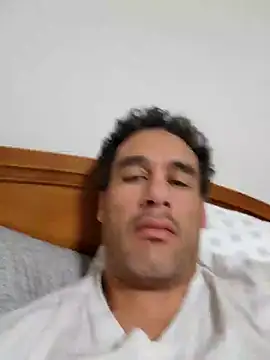 Snapshot of PNPdad6969 chatting on 12/16/24, 09:52 PNPdad6969 online show from 12/16/24, 09:52